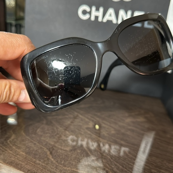 Chanel Vintage Black Quilt Shield CC Logo Sunglasses 5019 - Picture 5 of 16
